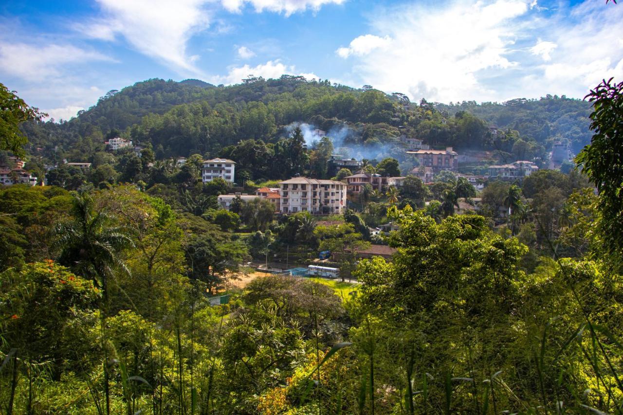 Hotel Lakefield Kandy Exterior photo