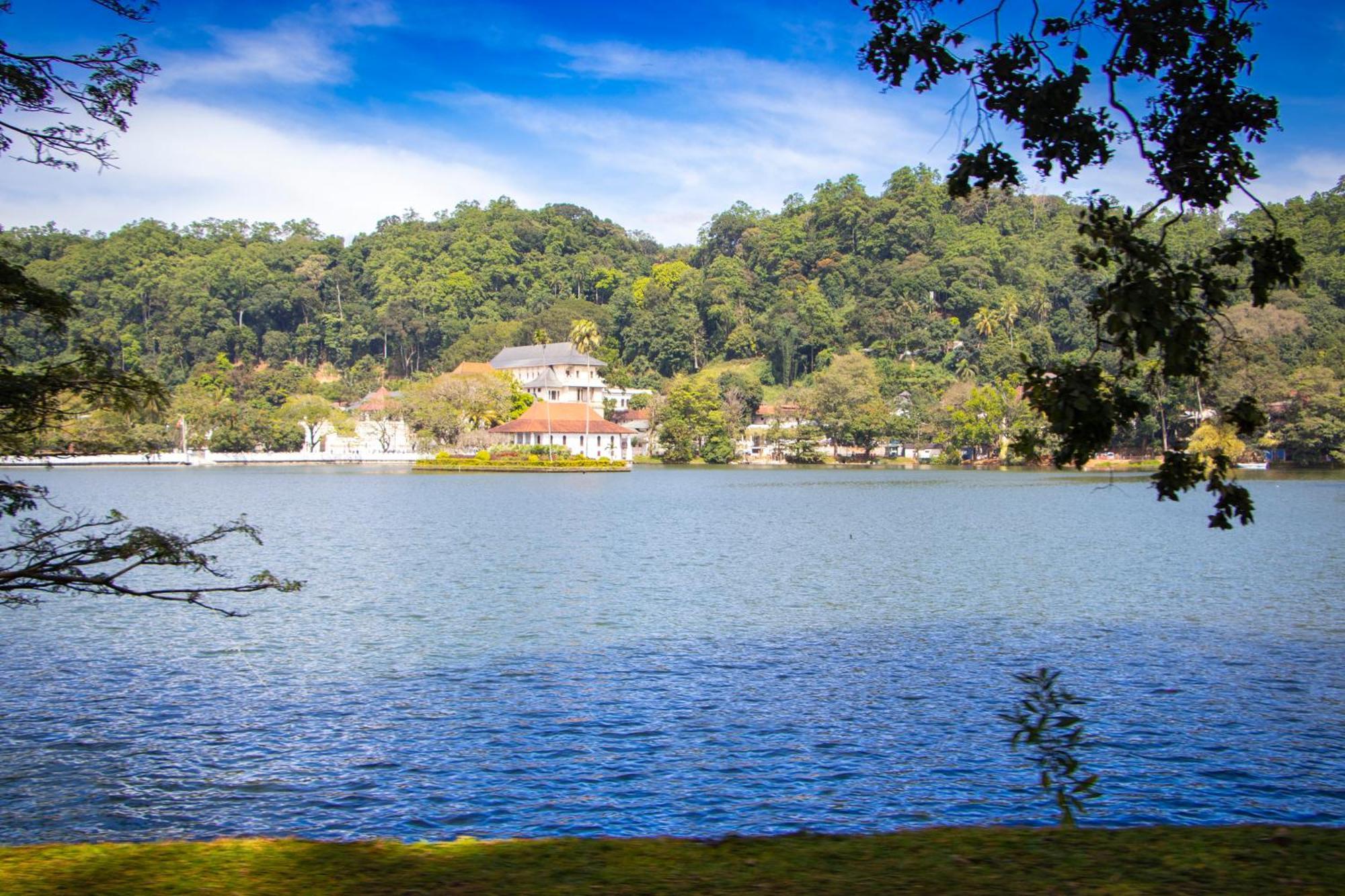 Hotel Lakefield Kandy Exterior photo